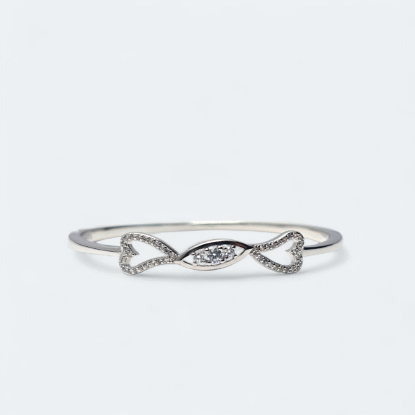 Front view of Romantic Dual Heartline Kada