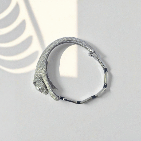 Side view of 925 Silver Mufasa Jaguar Bracelet in Onyx & Ice Luxe White