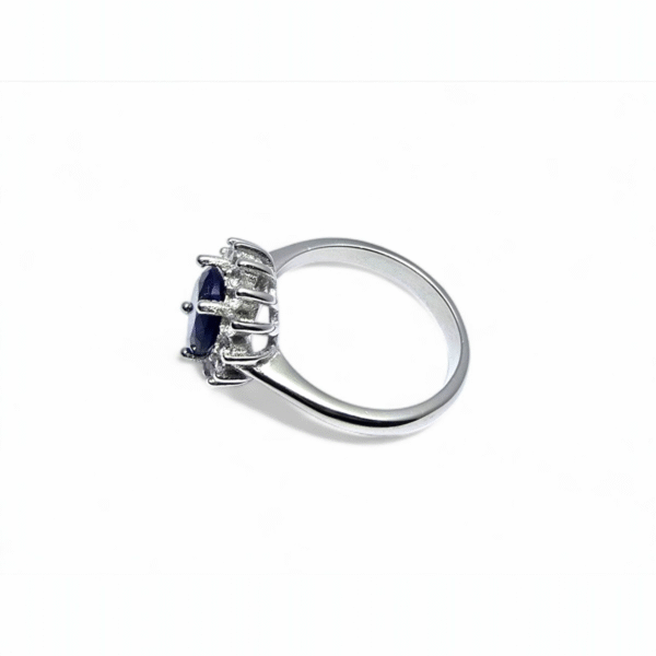 Close Up top view of 925 Royal Blue Sparkle Ring – Sterling Silver