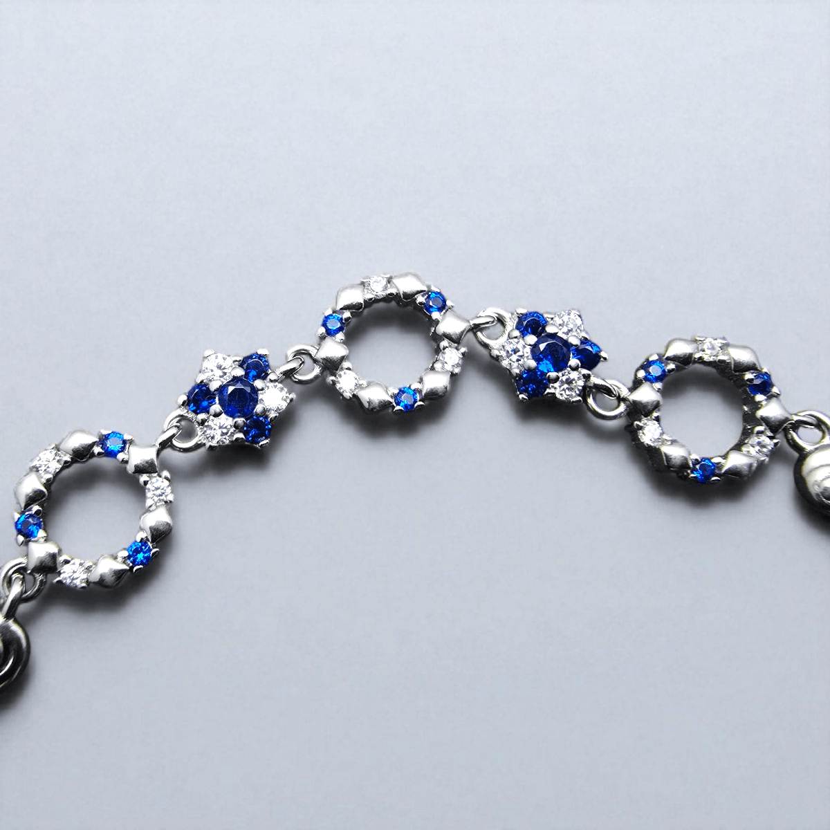 Close up of Blossom Loop Bracelet