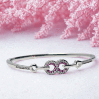 Infinity focus front view of Rosé Infinity Kada