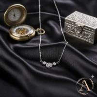 Close up of Three Flower Cluster Necklace – 925 Silver