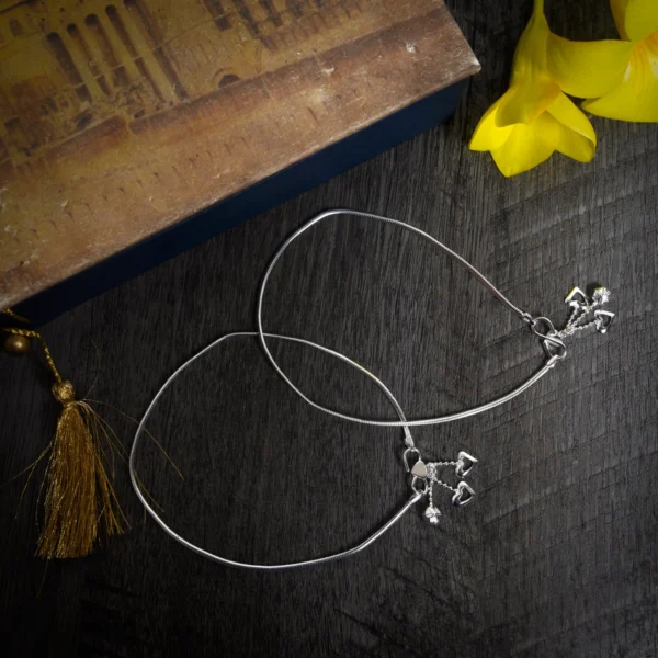Circular display of Heart Charm Anklets