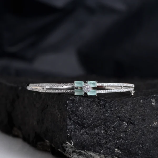 Front view of Quad Green Stone CZ Bracelet