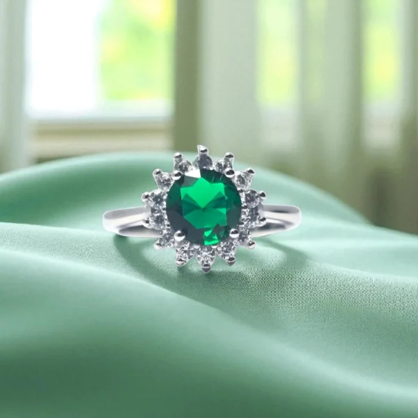 Close up of Emerald Bloom Ring