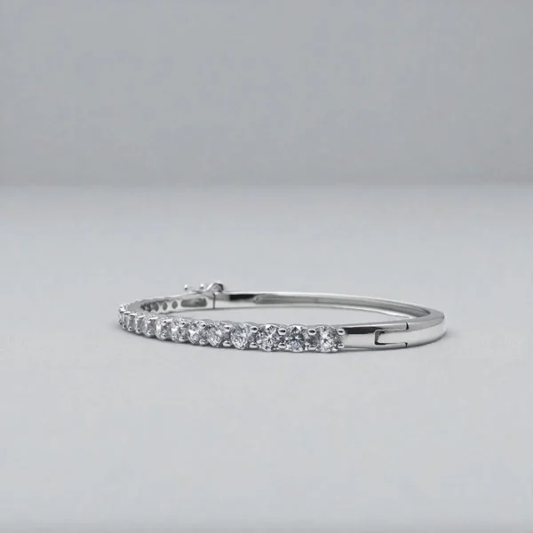 Side view to display locking mechanism from inner side of CZ Solitaire Line Kada – White Rhodium Elegance in 925 Silver