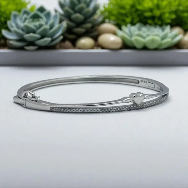 Side view to show locking mechanism of Silver Heart Kada – Fine Row of Micro-Set CZ in 925 Silver
