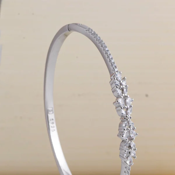 Close up of centerpiece of Marquise Cluster Kada 925 Silver