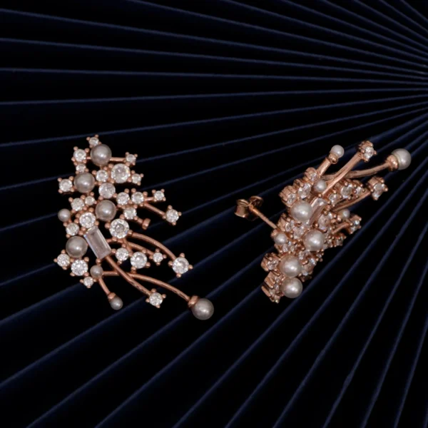 Earrings and locking mechanism of Rose Gold Pearl Constellation Earrings 925 Silver