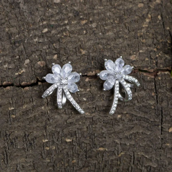 Earrings close up of Marquise Flower Pendant Set 925 Silver