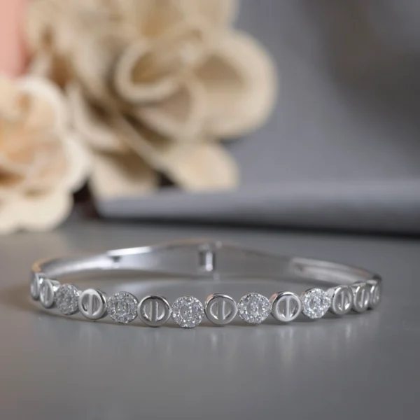 Full length view of Alternating Pave Circle Kada 925 Silver