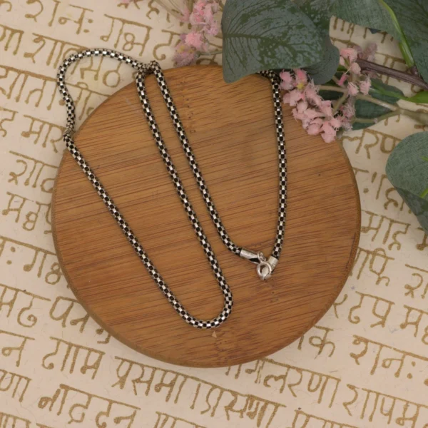 Full length view of Checkered Oxidized Chain 925 Silver