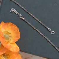 Locking mechanism display of Classic Oxidized Popcorn Anklets 925 Silver