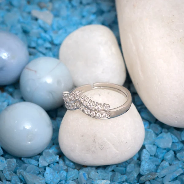 Top view of Wavy Stackable Ring 925 Silver