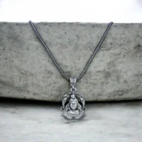 Close up of Artistic Lord Shiva Locket with Popcorn Chain 925 Silver