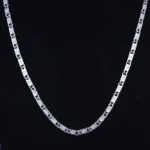 Close up view of Lustrous Diamond-Cut Mariner Chain 925 Silver