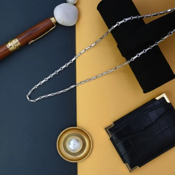 Full length view with locking mechanism display of Contemporary Bar and Texture Chain 925 Silver