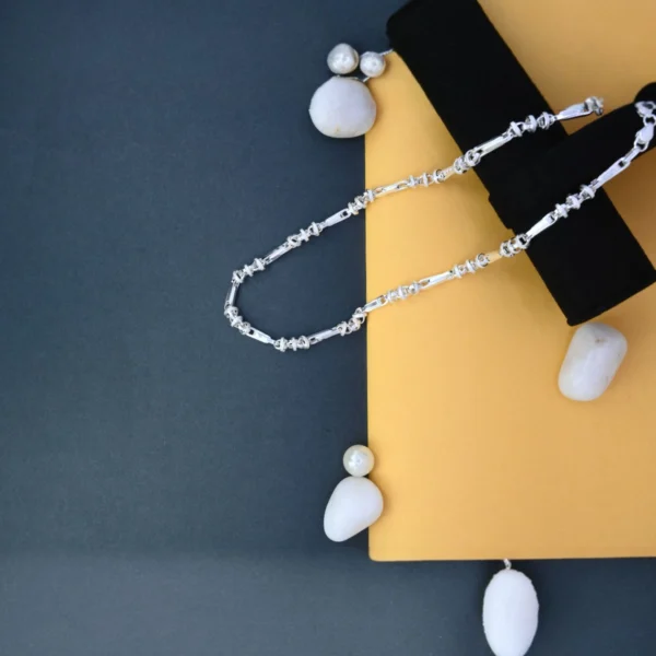 Full length view with locking mechanism display of Modern Textured Bar and Ring Chain 925 Silver