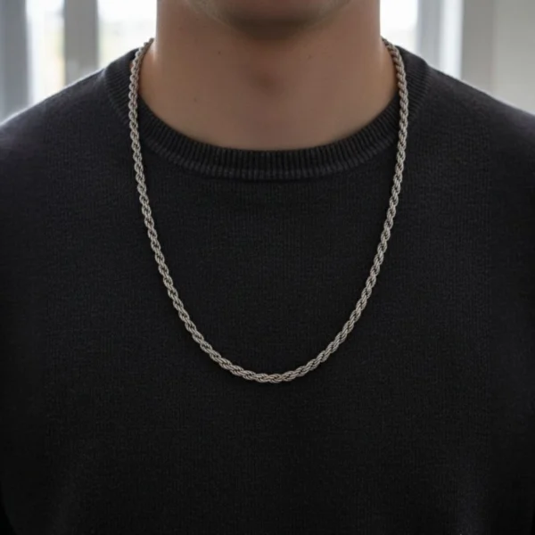 Model wearing Sparkling Diamond-Cut Rope Chain 925 Silver