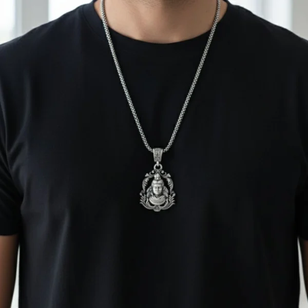Model wearing artistic Lord Shiva Locket with Popcorn Chain 925 Silver