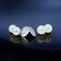 Side view of Chic Polished Croissant Stud Earrings 925 Silver
