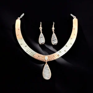 Modern Dual Tone Striped Necklace Set – 925 Silver 6 Close up of Modern Dual Tone Striped Necklace Set 925 Silver