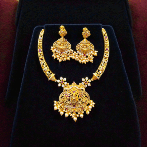 Royal Lakshmi Lattice Hasli Necklace Set – Gold Polished 925 Silver 11 Close up of Royal Antique Lakshmi Lattice Hasli Necklace Set Gold Plated 925 Silver