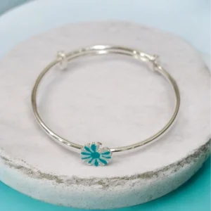 Close up of Adjustable Breezy Teal White Daisy Kids Kadali 925 Silver