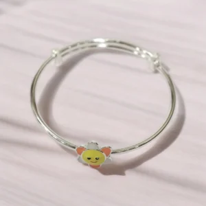 Close up of Adjustable Cheerful Smiley Flower Kids Kadali 925 Silver