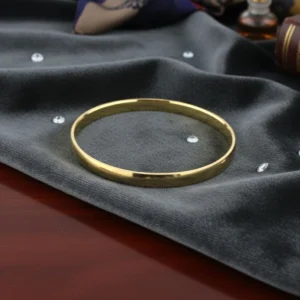 Close up of Classic Gold Polish Men's Kada 925 Silver