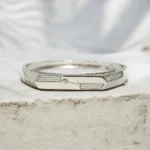 Close up of Grand Leaping Jaguar Geometric Kada 925 Silver